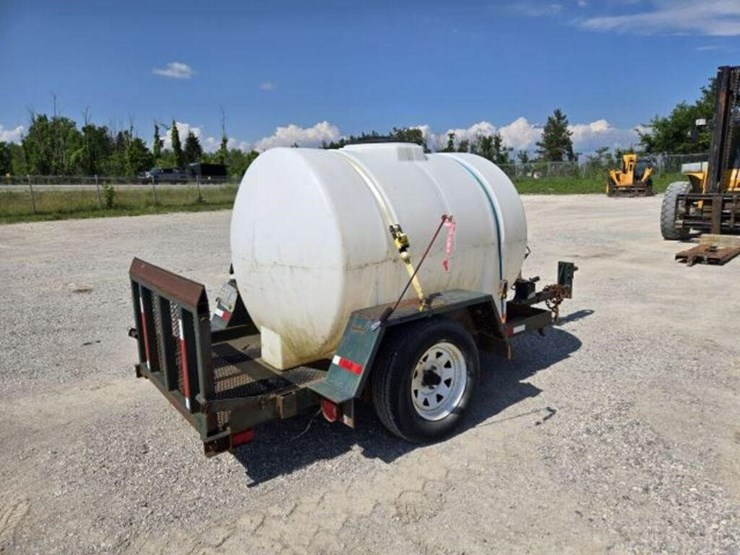 tow-behind-water-tank-image-4