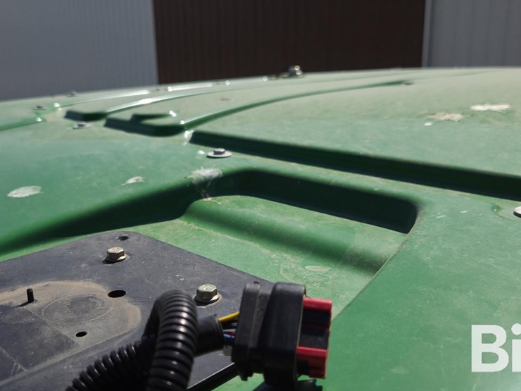 2013-john-deere-8360rt-image-17