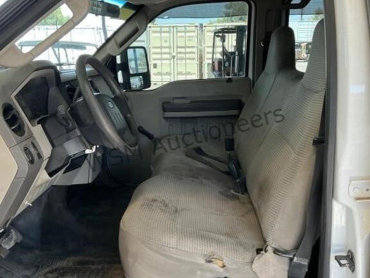2009-ford-f250-image-23