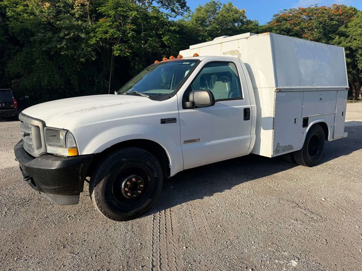 2003-ford-f350-image-1