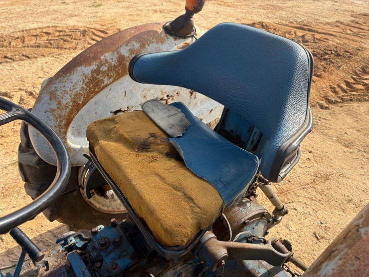 ford-2600-image-8