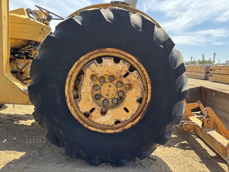 ford-tractor-image-28