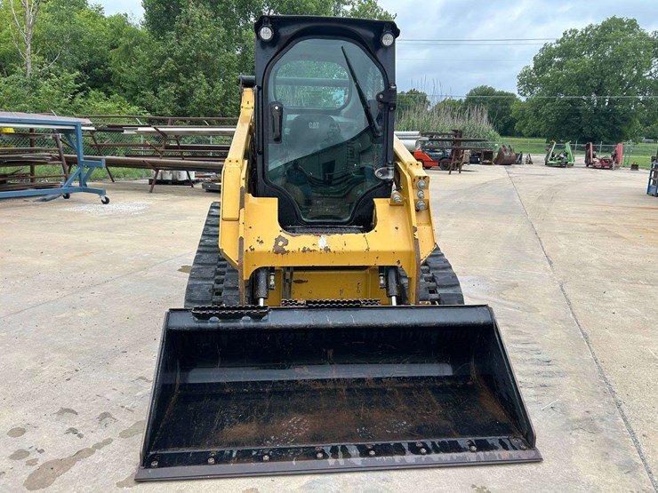 2015-caterpillar-259d-image-7