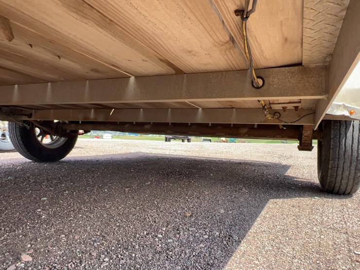 2020-h&h-aluminum-trailer-image-9