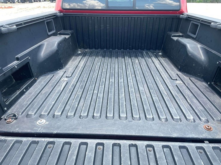 2009-toyota-tacoma-image-15