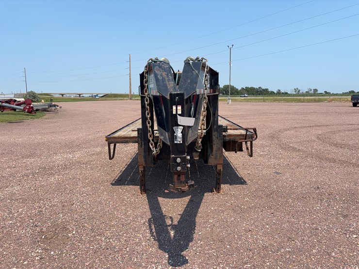 2016-dct-830gs38-gooseneck-trailer-image-2