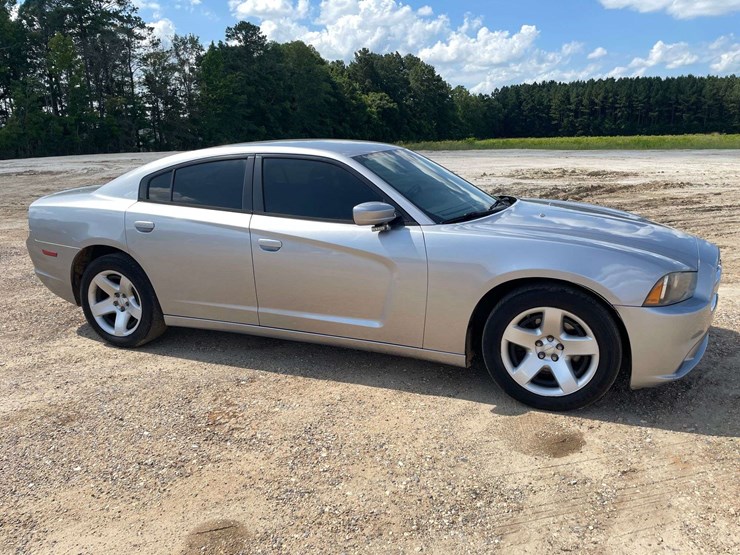 2014-dodge-charger-4-door-police-cruiser-(191,077-miles)-image-4