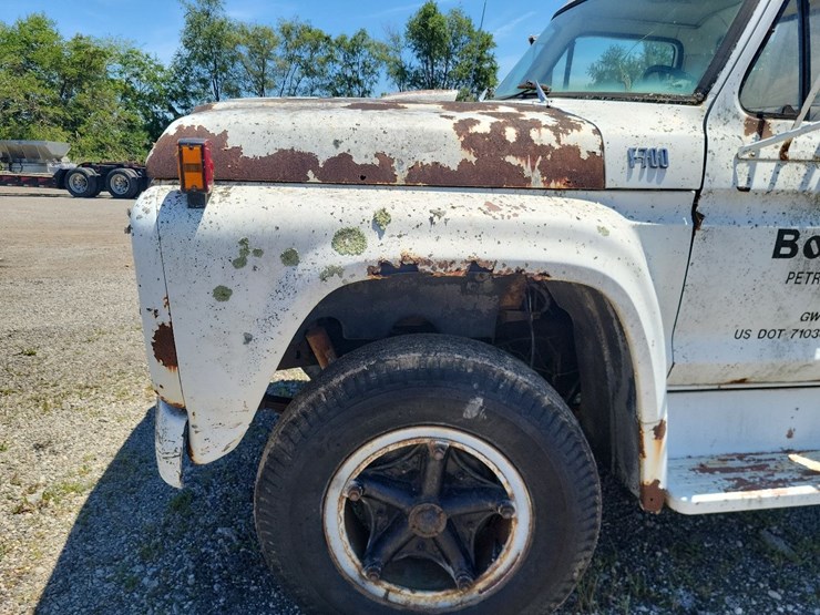 ford-f700-image-49