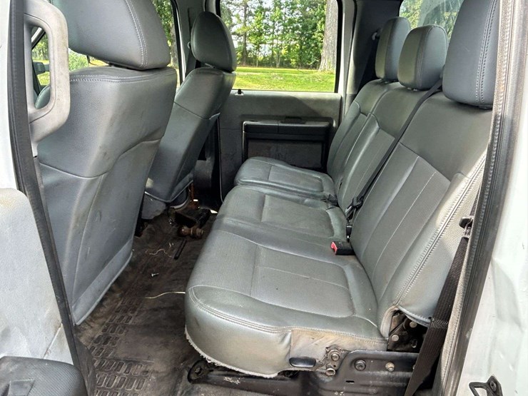 2014-ford-f450-image-24