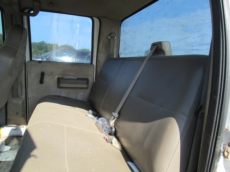 2008-ford-f350-image-21