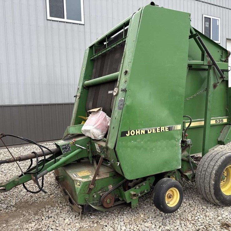 JOHN DEERE 535
