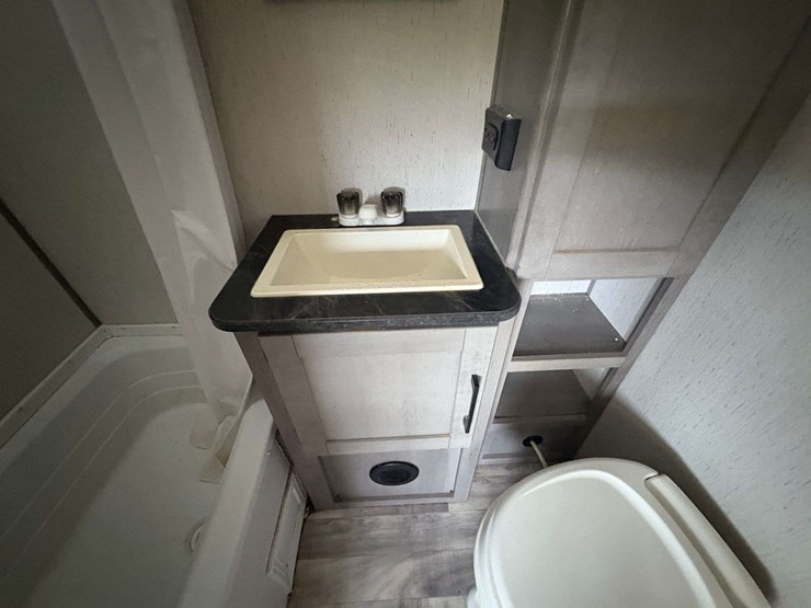 2021-keystone-kodiak-se-travel-trailer-image-25