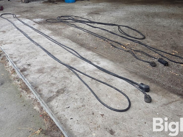 220-power-cords-image-3