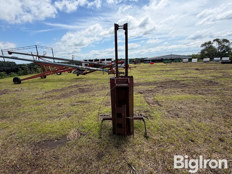 cherokee-hydraulic-post-driver-image-6