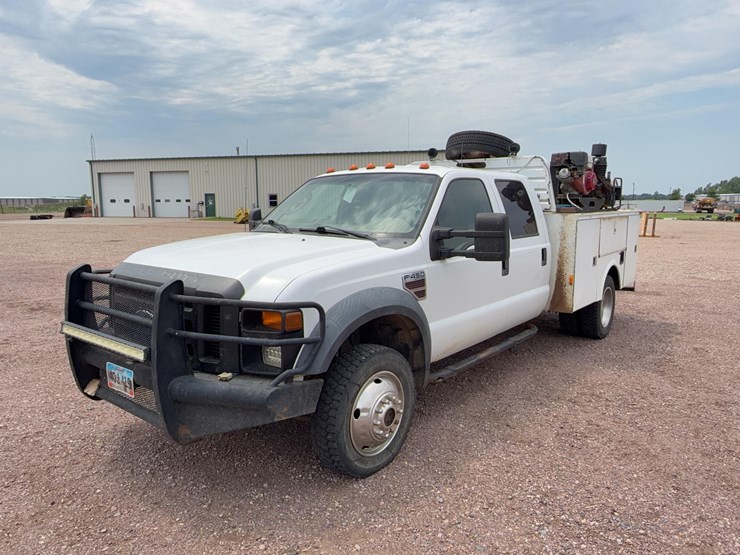 ford-service-truck-image-1