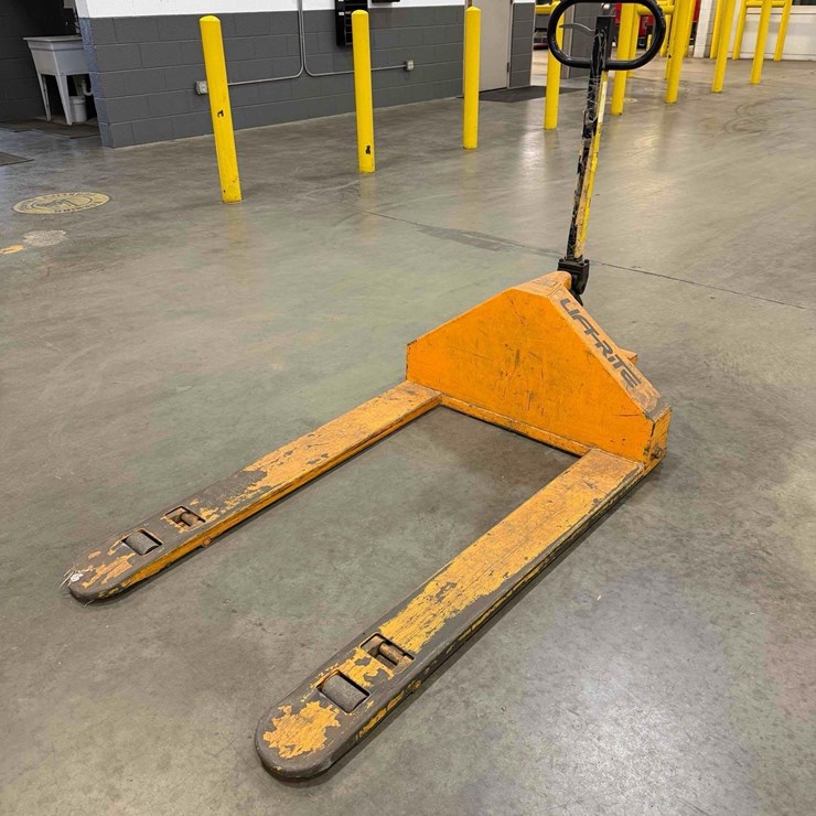Manual Pallet Jack