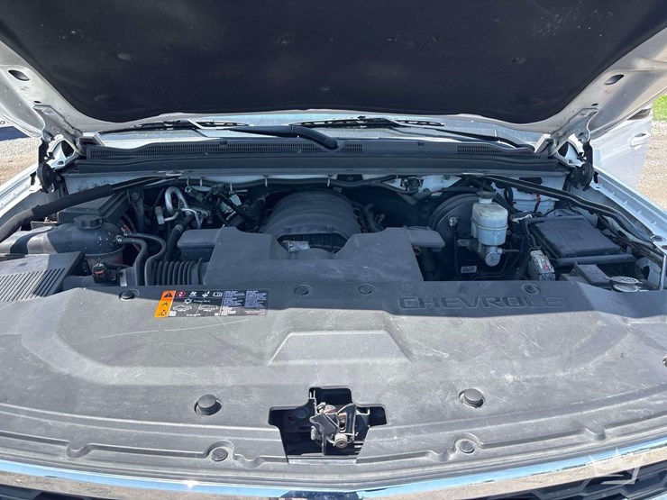 2019-chevrolet-tahoe-image-12