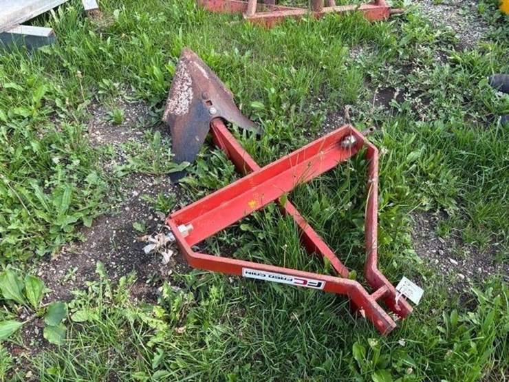 3pt-1-bottom-trencher-image-2