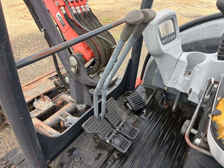 kubota-kx040-4-image-12