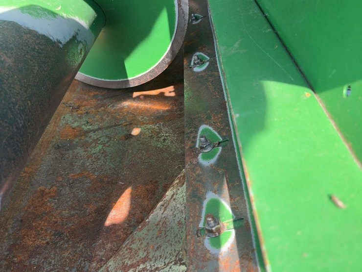 2018-john-deere-12-image-21