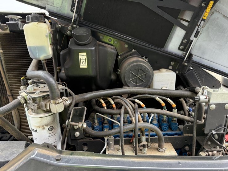 2022-bobcat-e88-image-14