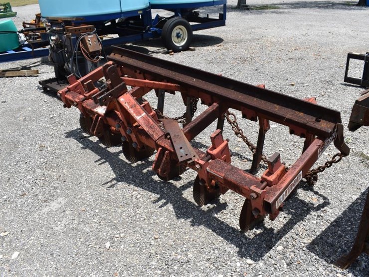 rhino-6-shank-pasture-aerator-image-3