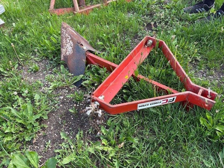 3pt-1-bottom-trencher-image-3