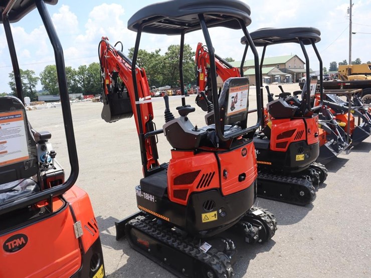 tpm-18hh-mini-excavator-image-5