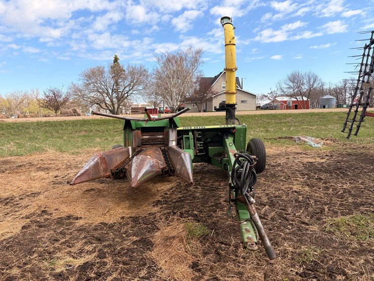 john-deere-3950-image-2