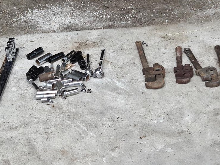 pipe-wrench-&-misc.-sockets-image-4