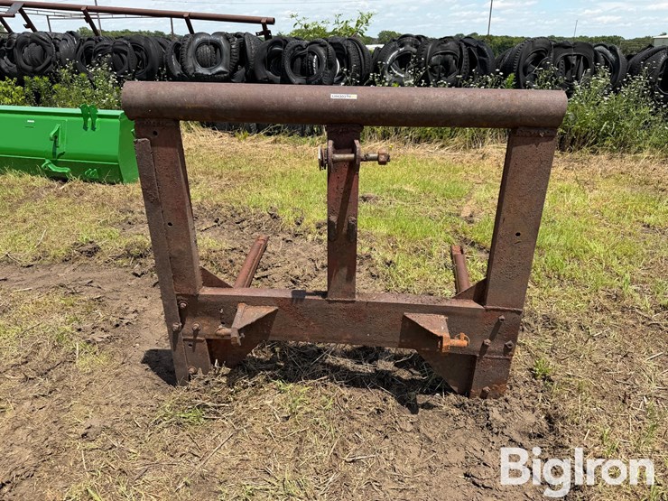 shop-built-3-pt-bale-fork-image-6