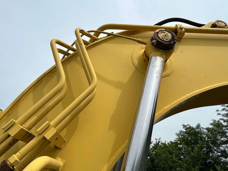 2003-kobelco-sk135sr-lc-image-20
