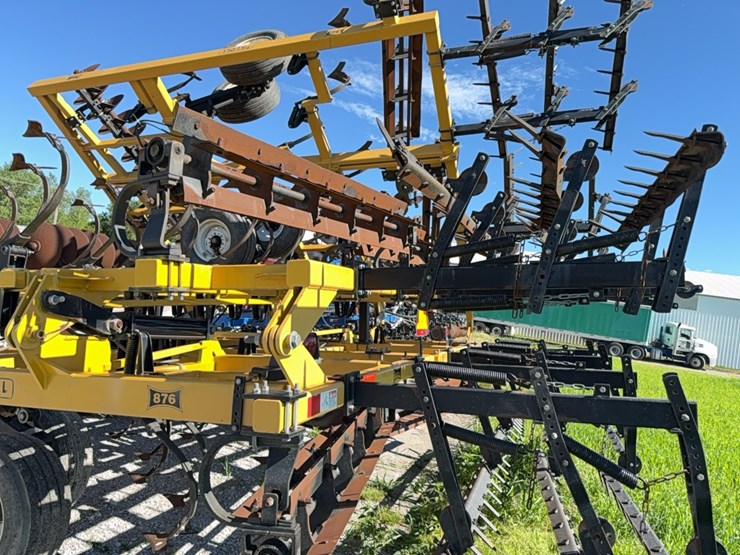 40'-landoll--876-tilloll-soil-finisher-image-26