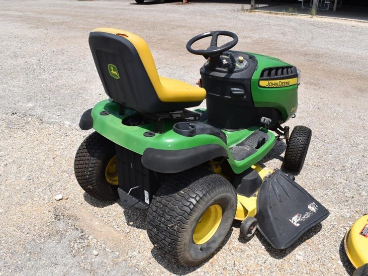 john-deere-d140-image-4