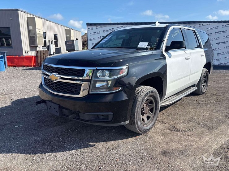 2018-chevrolet-tahoe-image-1