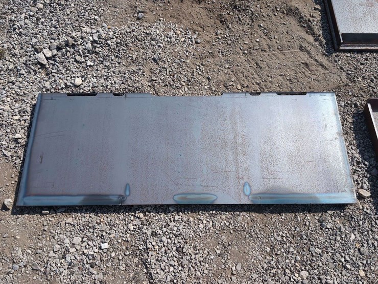 (1)-wolverine-skid-steer-attachment-plate-qmp3-16-6t-image-1