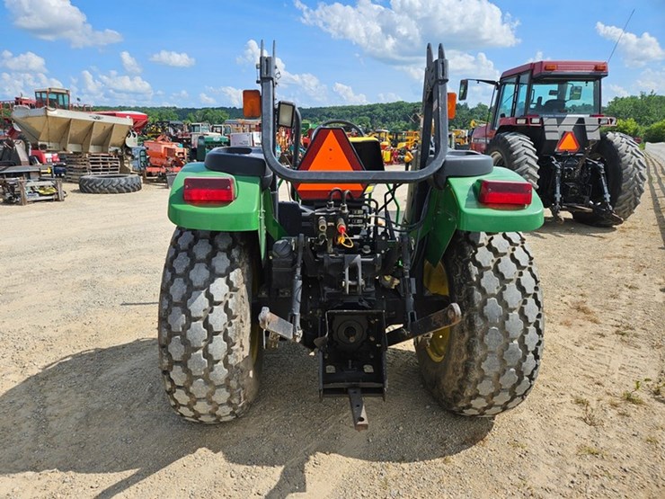 john-deere-5220-image-4