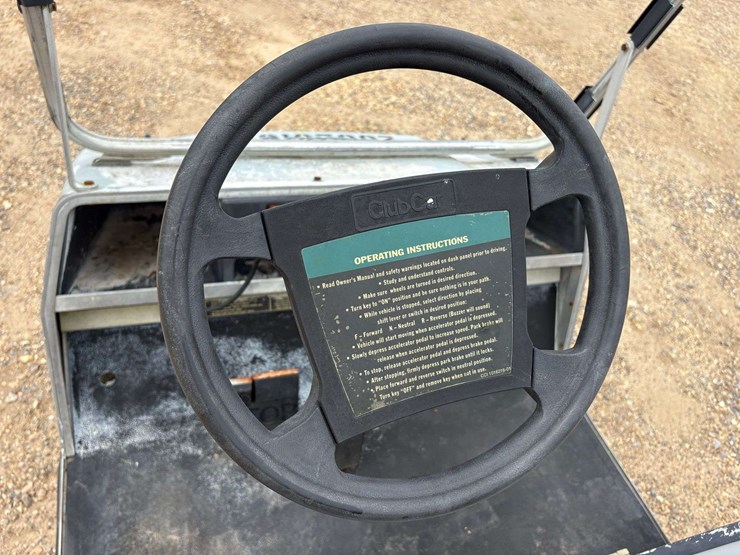 club-car-carryall-1-image-9