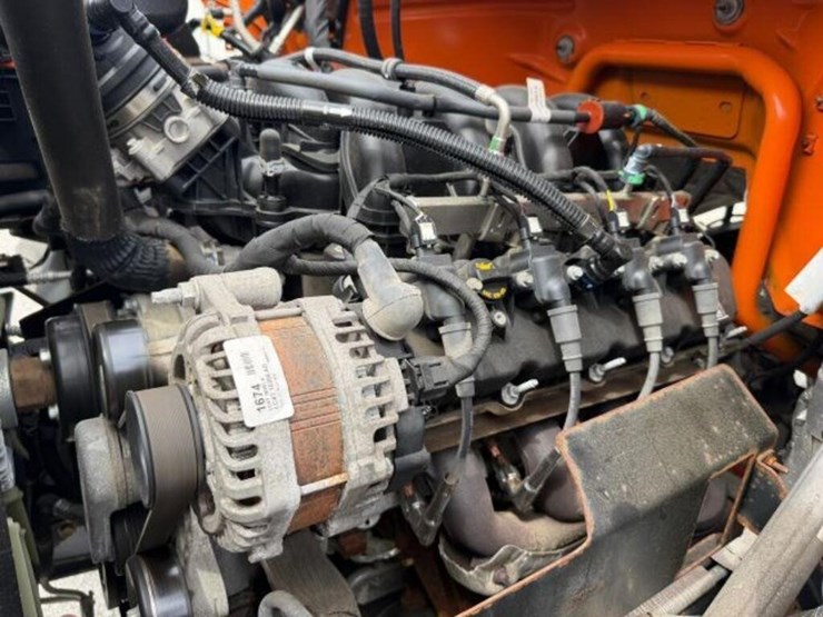 2022-ford-f650-xl-image-29