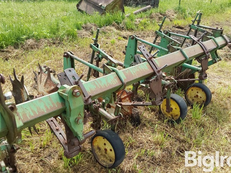john-deere-er008-6r30"-crop-cultivator-image-11