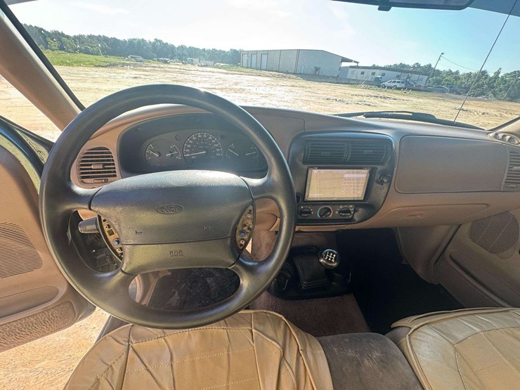 1997-ford-ranger-xlt-image-12