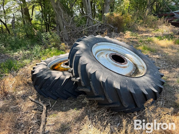 20.8r42-tires-&-rims-image-4