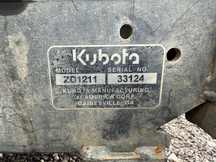 2019-kubota-zd1211-image-21