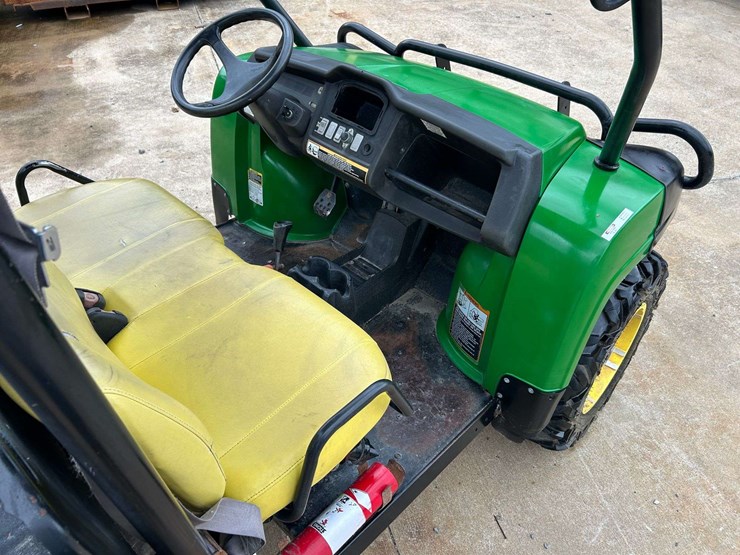 2011-john-deere-gator-image-9