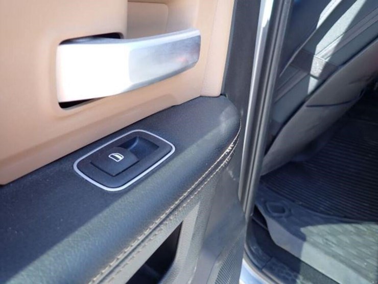 2022-dodge-ram-5500-image-38