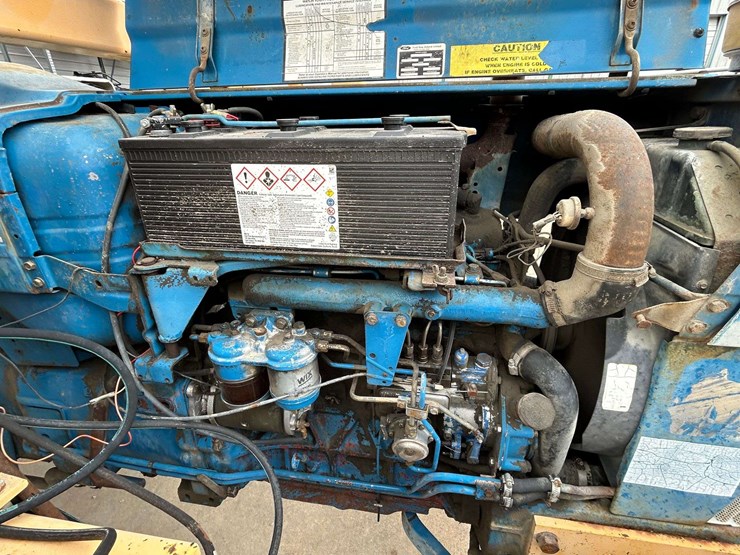 1984-ford-6610-image-19