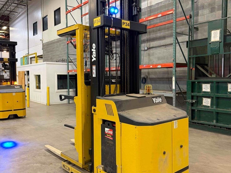yale-os030bfn36te119-order-picker-image-2