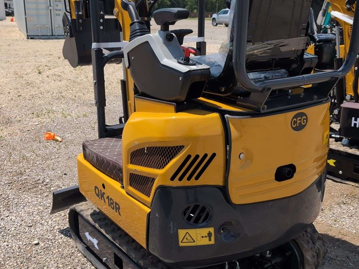 cfg-industries-mini-excavator---qk18r-image-4