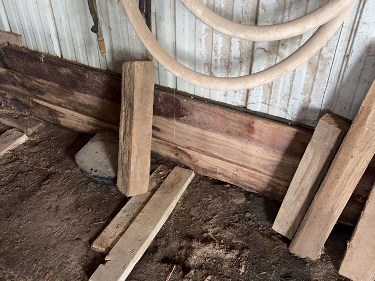 assorted-farm-and-shop-equipment-lot-image-15