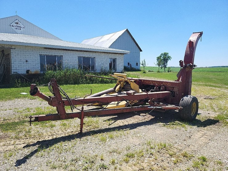 new-holland-890-image-7